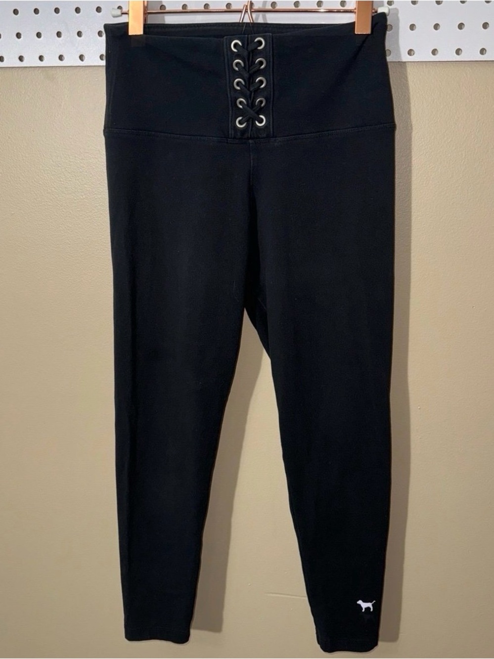 PINK Victoria’s Secret Black Lace-Up High-Waist Cotton Capri Leggings